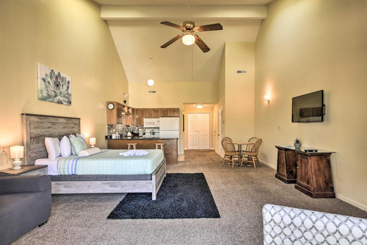 Sunny Studio With Pool - 4 Mi To Cherry Grove Beach! Little River Buitenkant foto