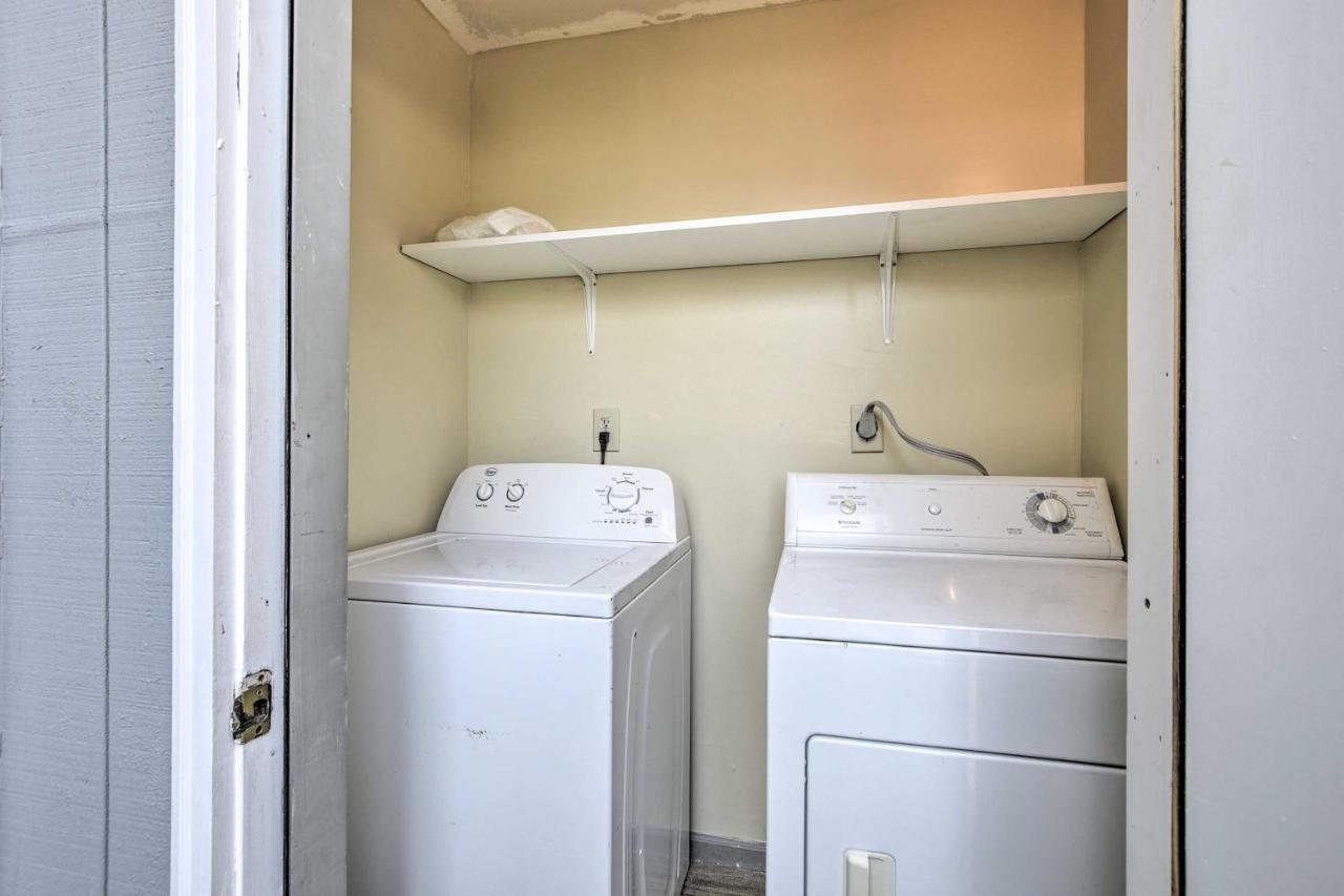 Sunny Studio With Pool - 4 Mi To Cherry Grove Beach! Little River Buitenkant foto