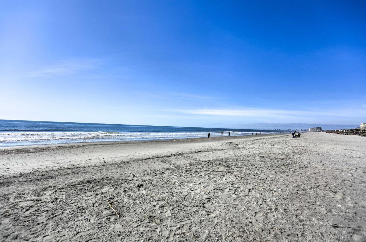 Sunny Studio With Pool - 4 Mi To Cherry Grove Beach! Little River Buitenkant foto